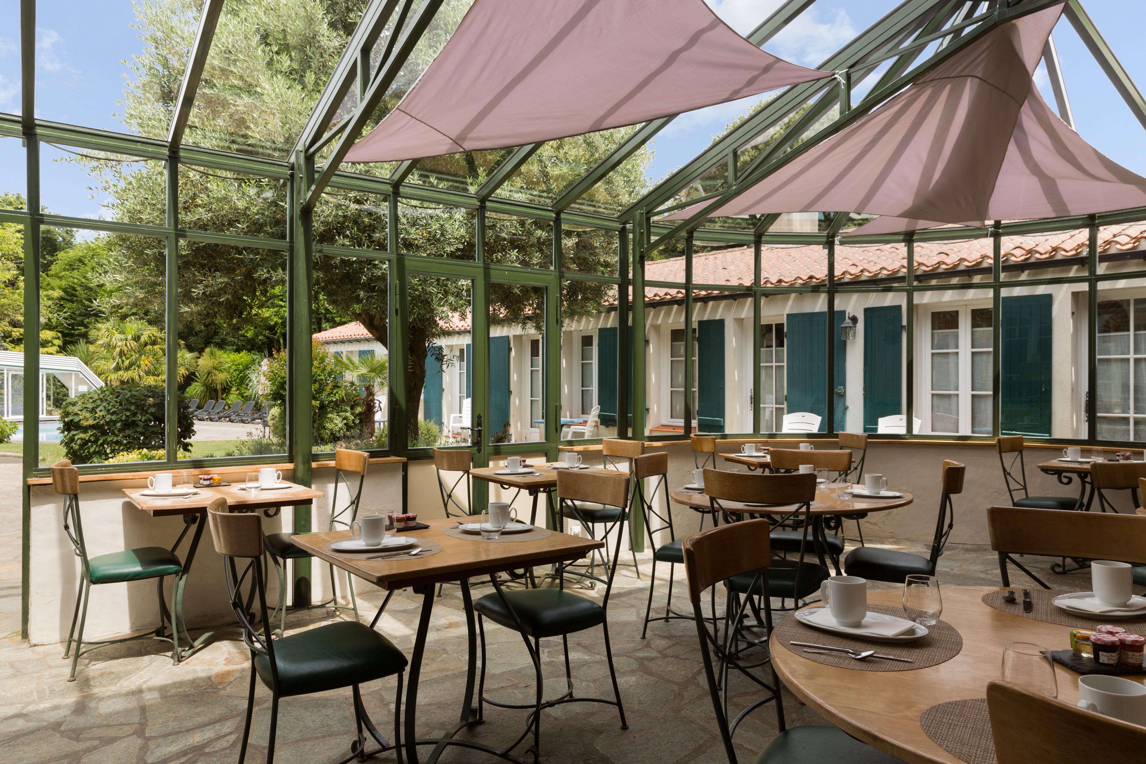Domaine Le Martinet, The Originals Relais Hotel Bouin  Ngoại thất bức ảnh